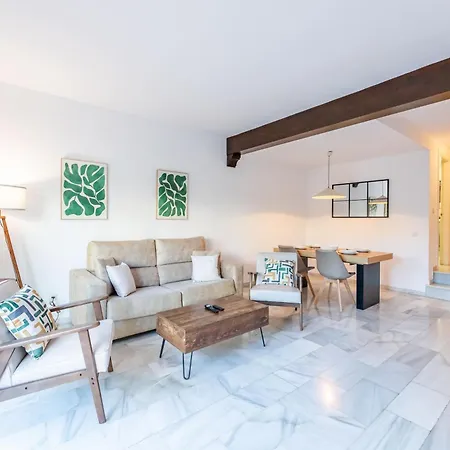 Casa Jardines Del Sol - C4 *
